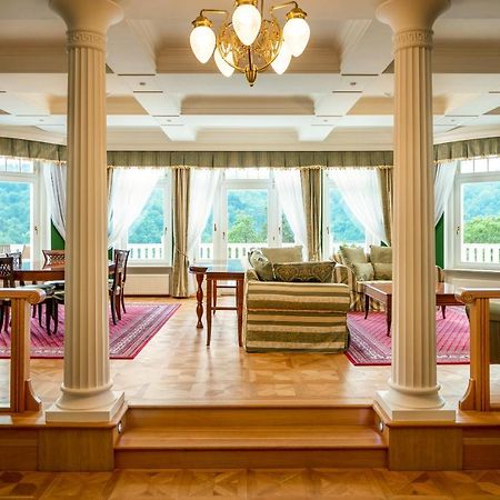 Spa Hotel Imperial Karlovy Vary Exterior foto The interior of the Presidential Suite